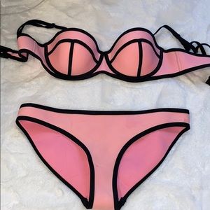 NEON PINK TRIANGLE BIKINI SET 👙